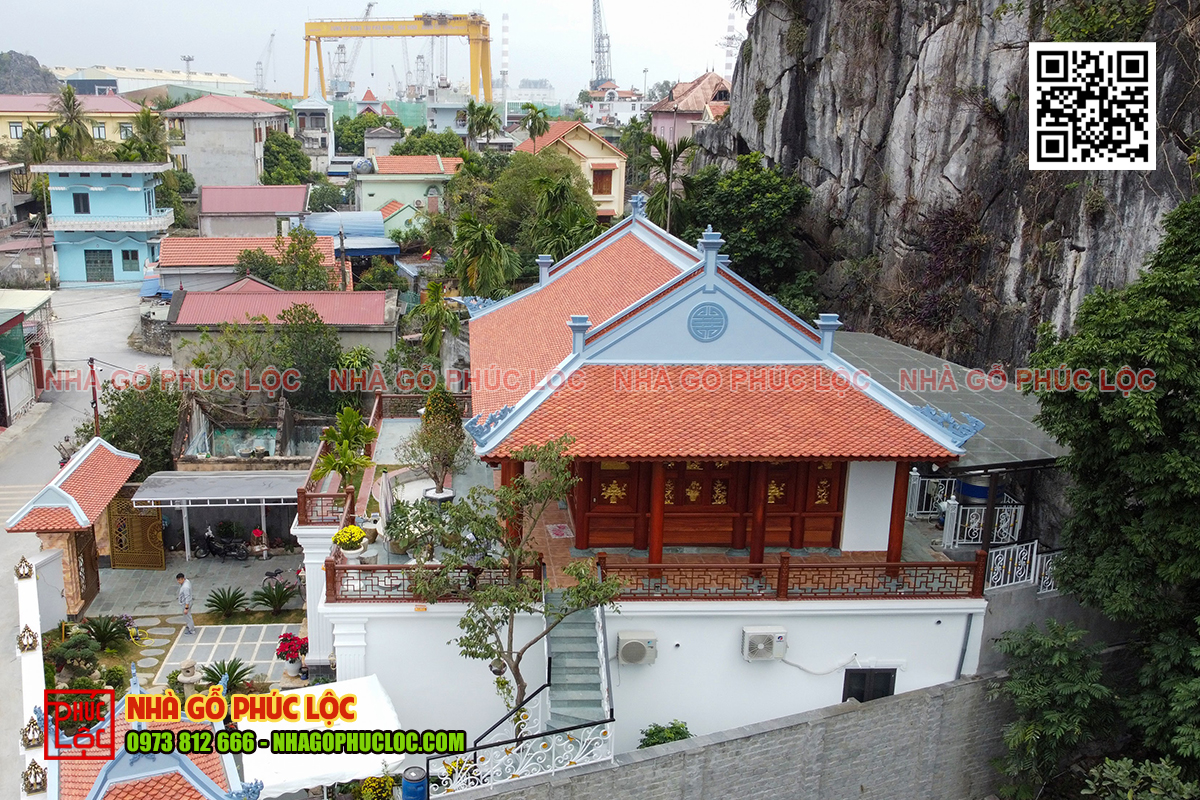 Lan can gỗ chạm khắc tinh tế