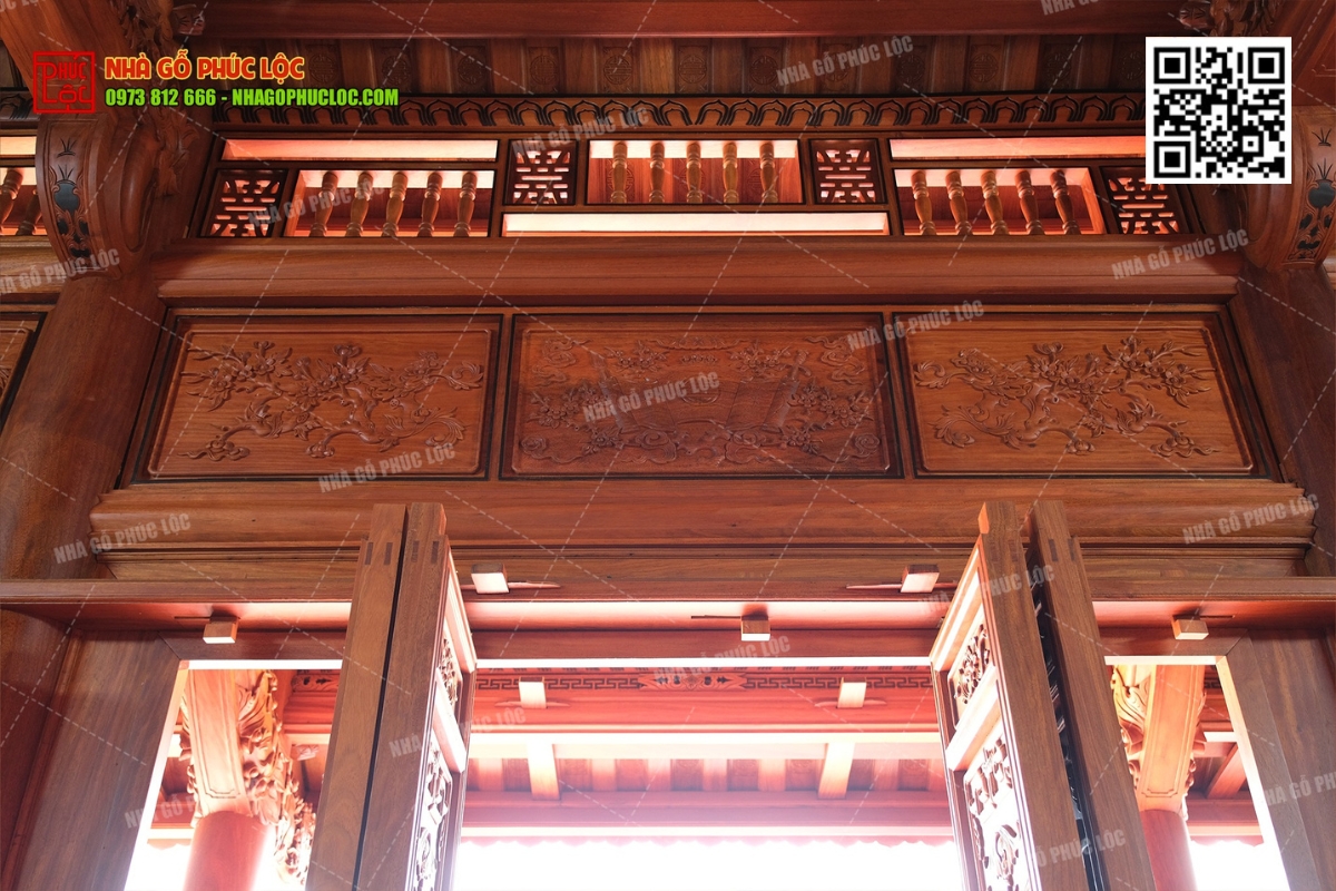 Chữ Thọ trên khung song ô thoáng