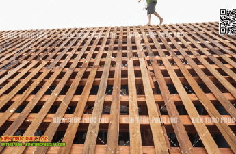 Cần xử lý chống mối mọt khi làm rui nhà gỗ